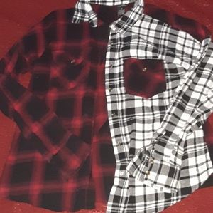 Rue21 Split red and white flannel long sleeve